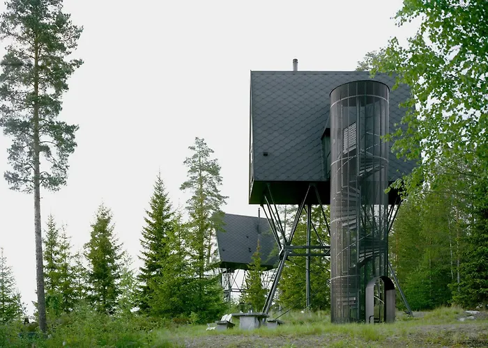 Pan Treetop Cabins