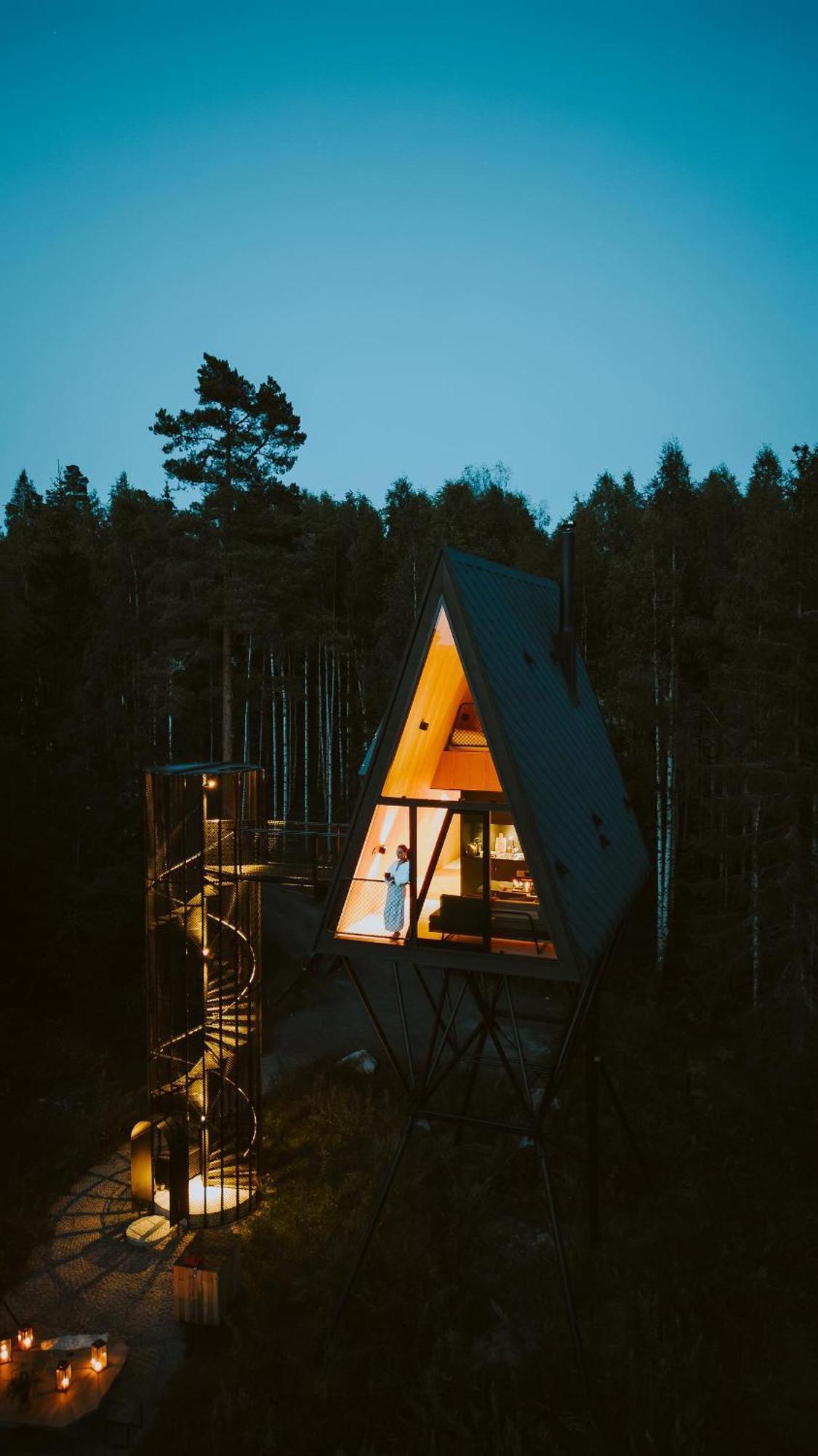 Pan Treetop Lodge Asnes